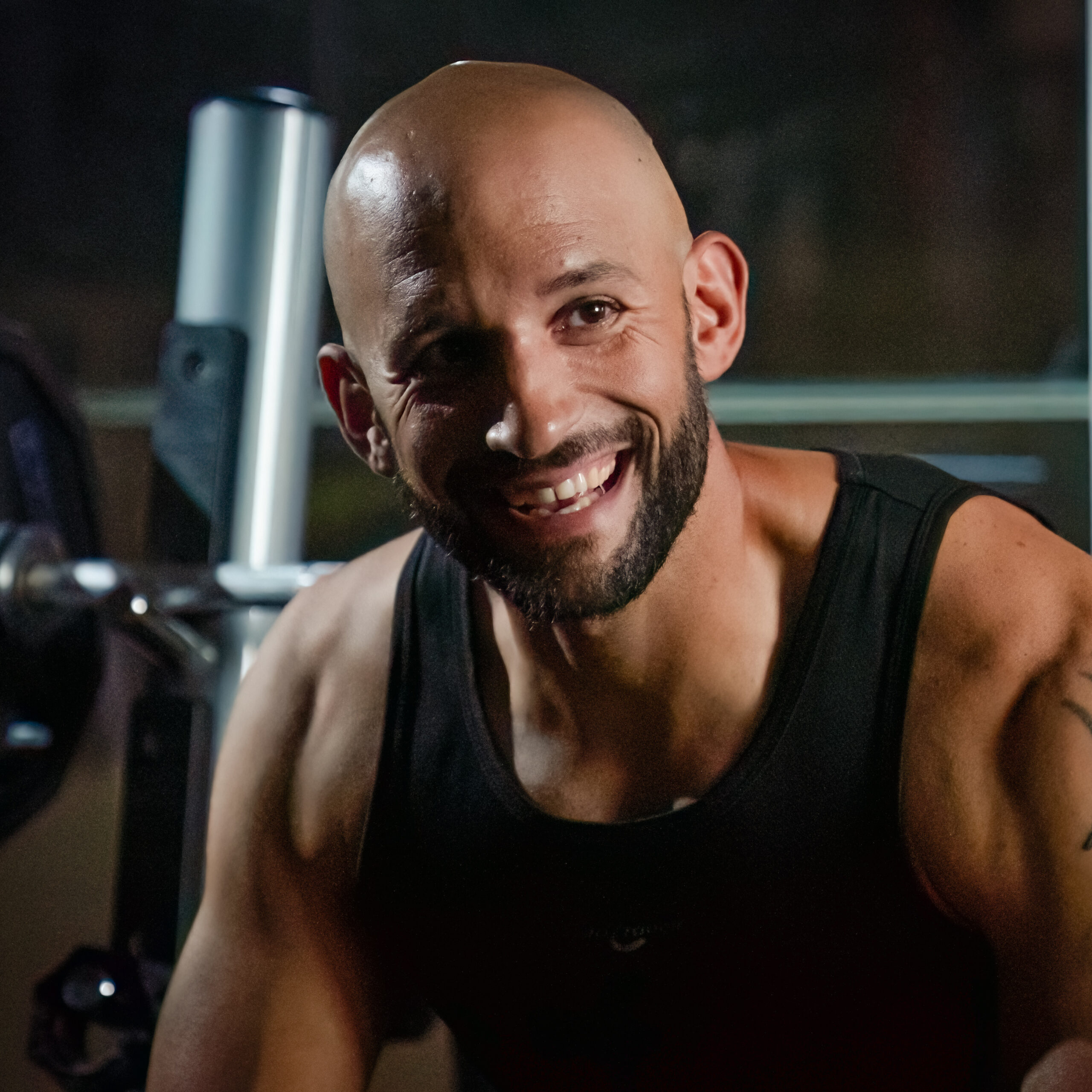 Portrait du coach Gregory, expert en personal training et coaching sportif